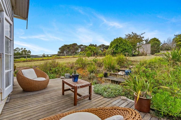 Photo of property in 1197 Pakiri Road, Tomarata, Wellsford, 0972