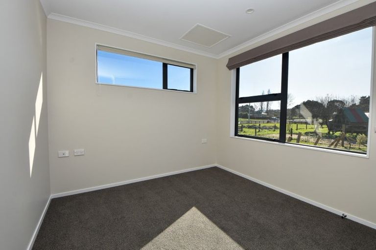 Photo of property in 114 Brooklyn Road, Carterton, 5713