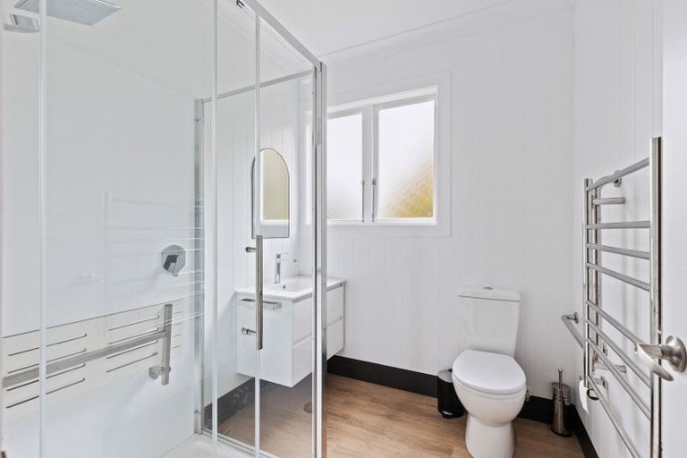 Photo of property in 1097 Junction Road, Egmont Village, New Plymouth, 4372