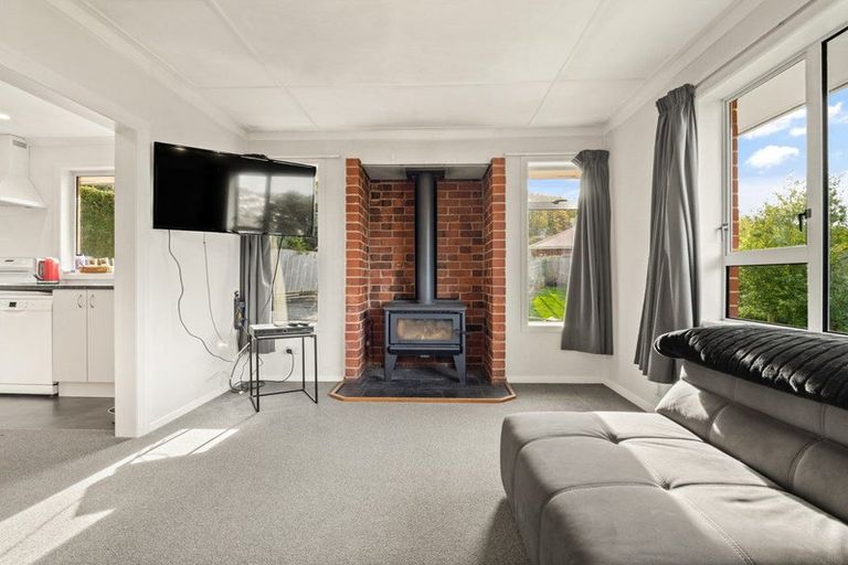 Photo of property in 38 Lindsay Road, Caversham, Dunedin, 9011