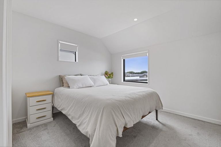 Photo of property in 11/6 Skibbereen Drive, Halswell, Christchurch, 8025