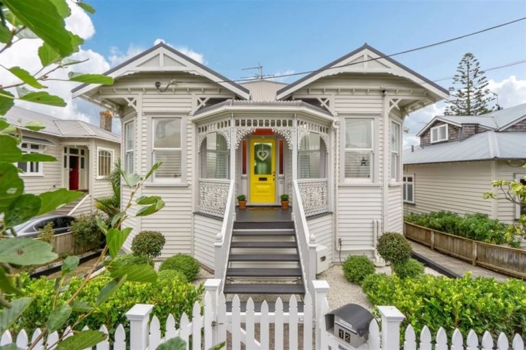 Photo of property in 12 Allenby Avenue, Devonport, Auckland, 0624