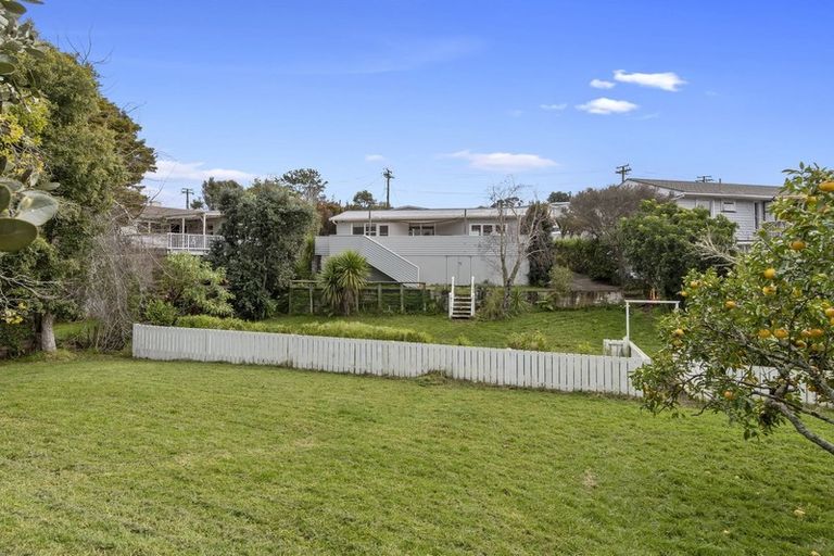 Photo of property in 18 Cassino Street, Bayswater, Auckland, 0622