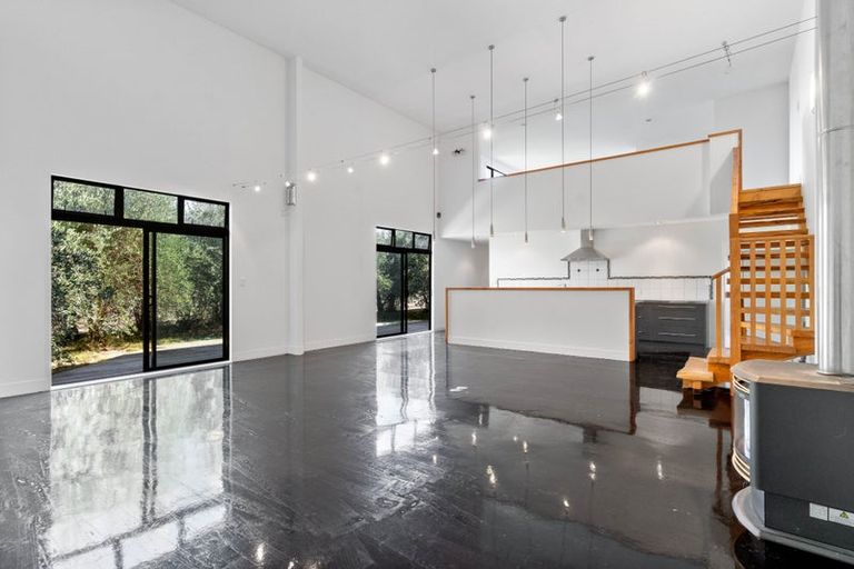 Photo of property in 6 Daniel Street, Martinborough, 5711