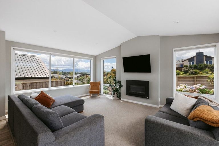 Photo of property in 19 Stingray Drive, Omokoroa, 3114