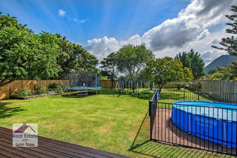 Photo of property in 11 Clark Street, Hikurangi, 0114