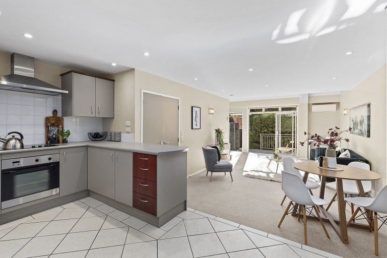 Photo of property in 3a Allington Road, Karori, Wellington, 6012