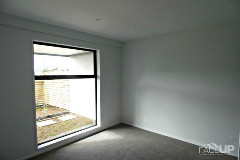 Photo of property in 4 Carder Court, Hobsonville, Auckland, 0618