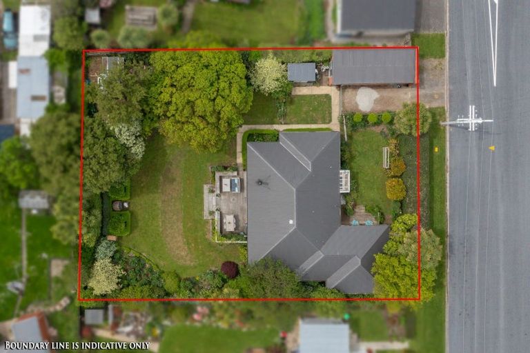 Photo of property in 16 Beaumaris Street, Outram, 9019