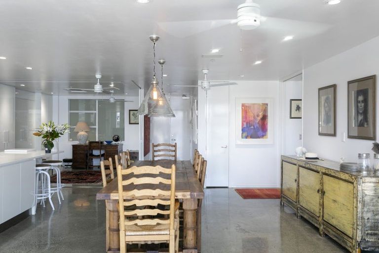 Photo of property in 10/2 Lowell Place, Waipahihi, Taupo, 3330