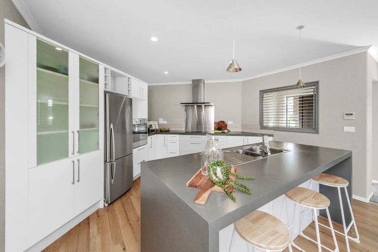 Photo of property in 103 Pegasus Boulevard, Pegasus, 7612