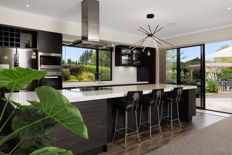 Photo of property in 6 Jason Place, Pyes Pa, Tauranga, 3112