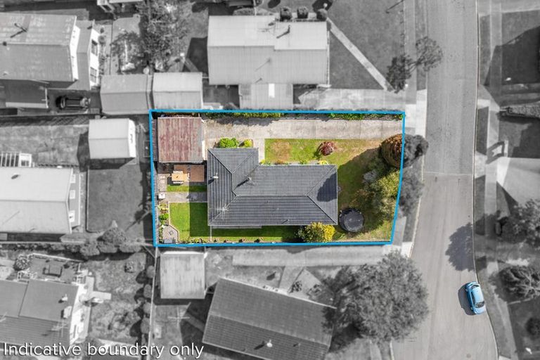 Photo of property in 6 Topeka Grove, Totara Park, Upper Hutt, 5018