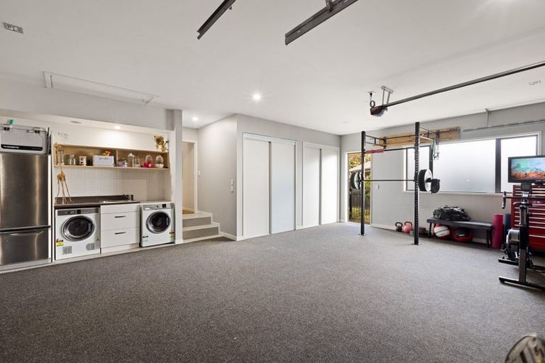 Photo of property in 23 Waldorf Crescent, Orewa, 0931