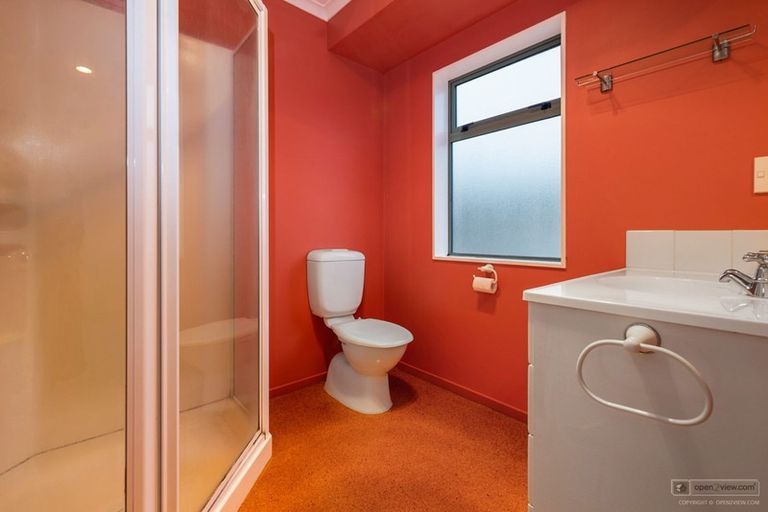 Photo of property in 24 Caulfield Place, Pukehangi, Rotorua, 3015