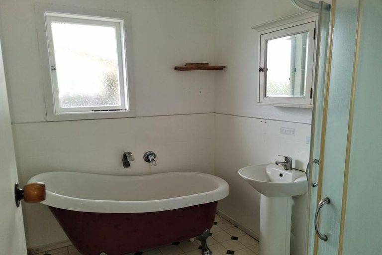 Photo of property in 6 Clouston Crescent, Fenton Park, Rotorua, 3010