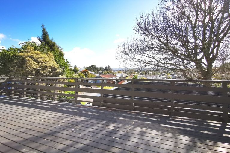 Photo of property in 1/4 Osmond Court, Sunnyvale, Auckland, 0612