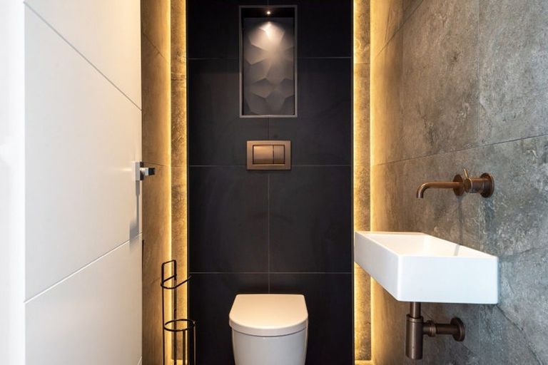 Photo of property in 451 East Coast Road, Murrays Bay, Auckland, 0630