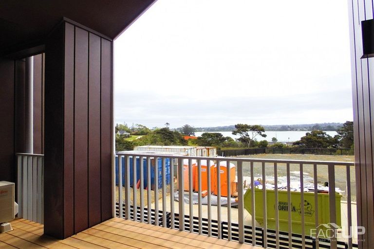 Photo of property in 8/28 Nevill Road, Hobsonville, Auckland, 0616