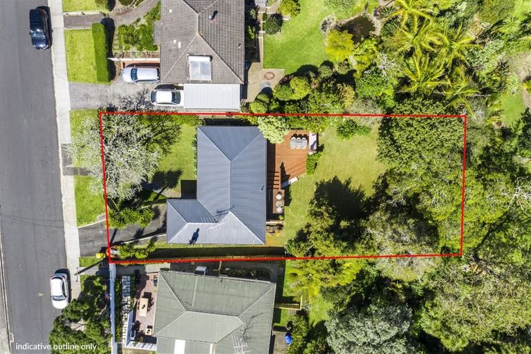 Photo of property in 40 Tiri Tiri Road, Birkdale, Auckland, 0626