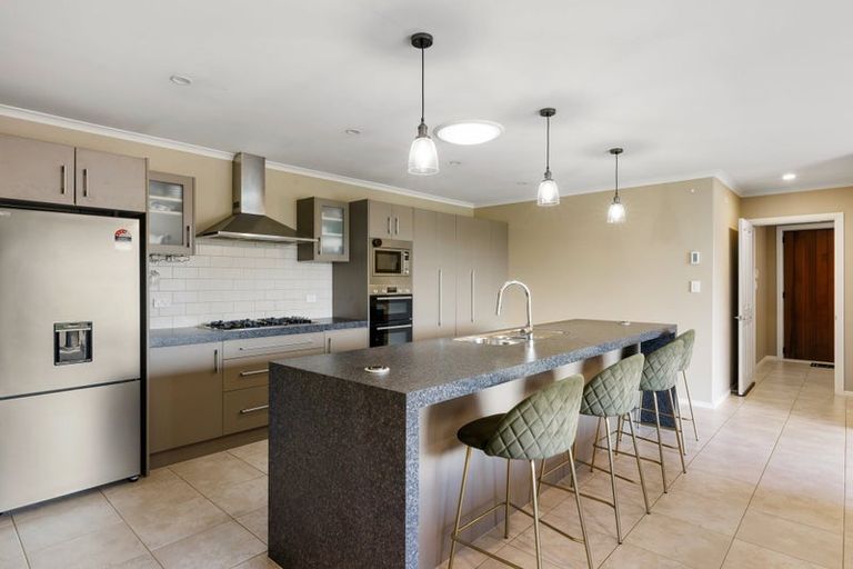 Photo of property in 14 The Peninsula, Huntington, Hamilton, 3210