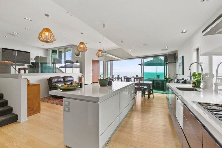 Photo of property in 15 Tiromoana Crescent, Bell Block, New Plymouth, 4312