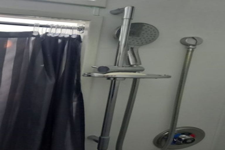 Photo of property in 4 Cherryburton Place, Shirley, Christchurch, 8013