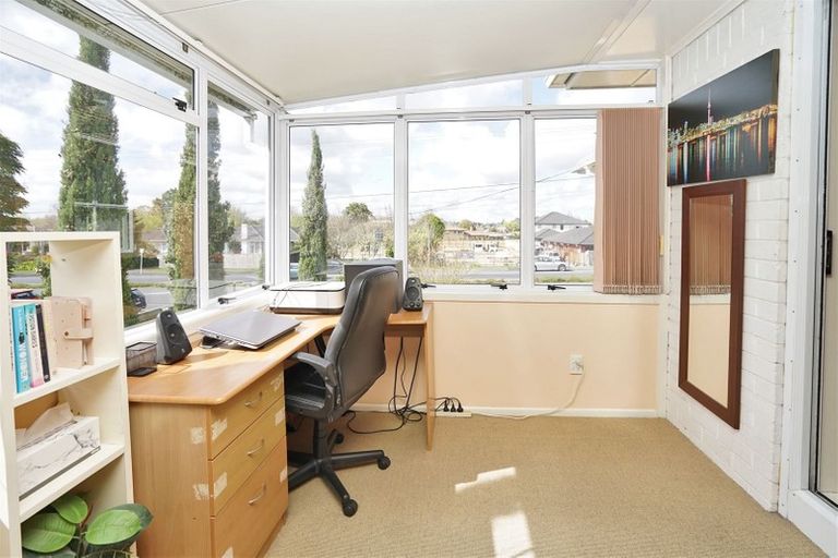 Photo of property in 17 Morrinsville Road, Hillcrest, Hamilton, 3216