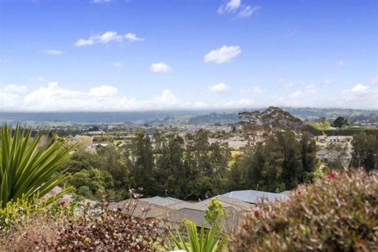 Photo of property in 17 Summerhaven Place, Ohauiti, Tauranga, 3112