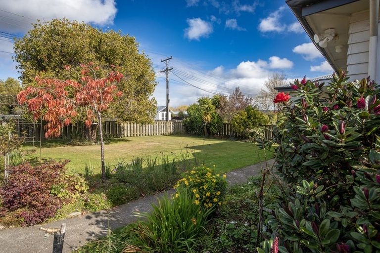 Photo of property in 12 Woburn Street, Waipukurau, 4200