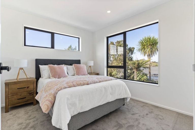 Photo of property in 1/38 Manuka Road, Glenfield, Auckland, 0629