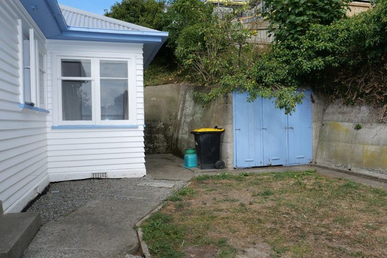 Photo of property in 37 Awa Road, Miramar, Wellington, 6022