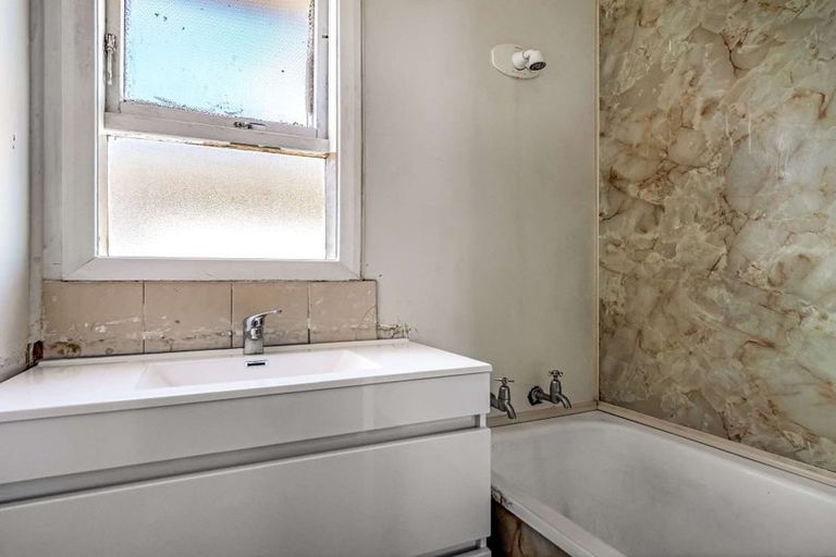 Photo of property in 9 Campbell Street, Frankton, Hamilton, 3204