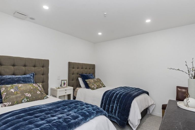 Photo of property in 203/136 Marine Parade, Mount Maunganui, 3116