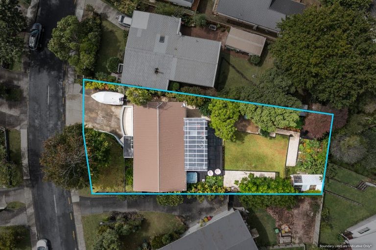 Photo of property in 51 Mcdowell Crescent, Hillcrest, Auckland, 0627