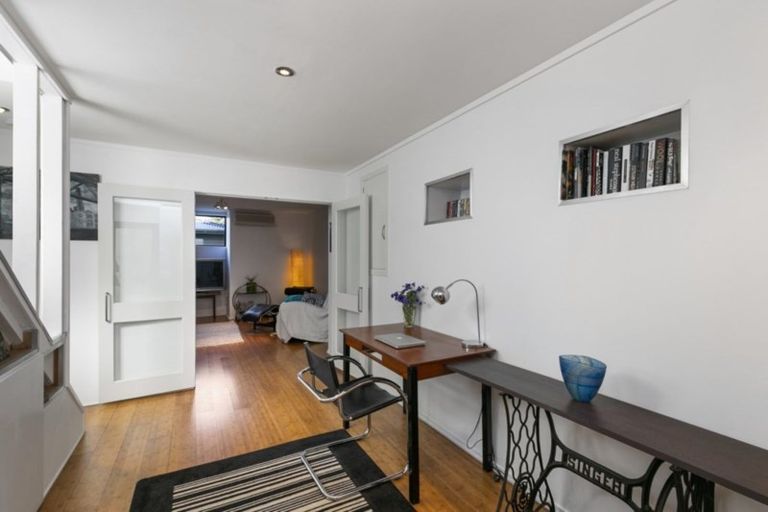 Photo of property in 77a Miramar North Road, Miramar, Wellington, 6022