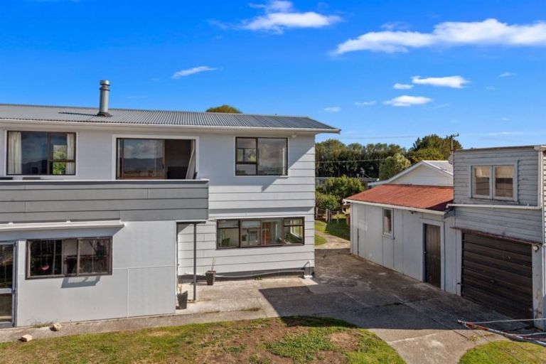 Photo of property in 97 College Road, Edgecumbe, 3120