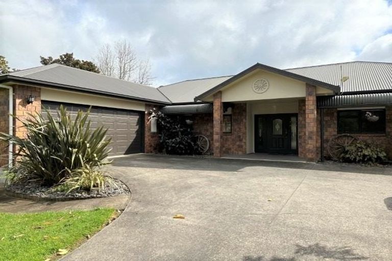 Photo of property in 4 Keenan Road, Pyes Pa, Tauranga, 3173