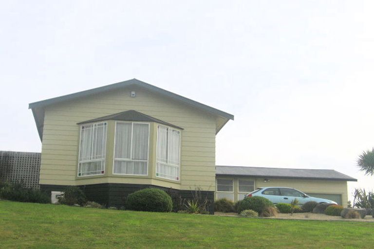 Photo of property in 283 Maungaraki Road, Maungaraki, Lower Hutt, 5010