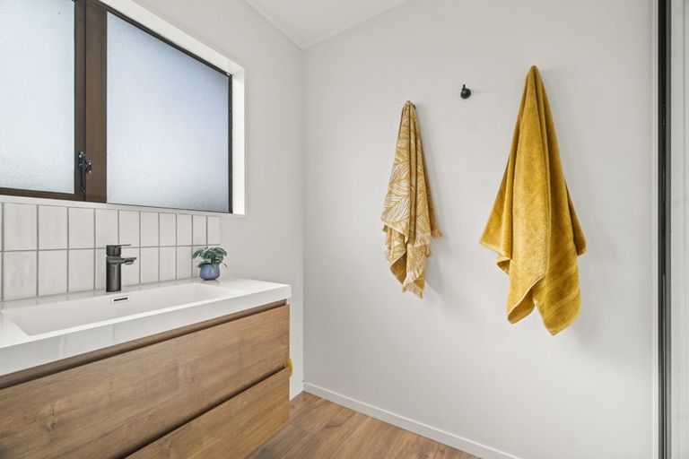 Photo of property in 17a Barnard Road, Fairy Springs, Rotorua, 3015