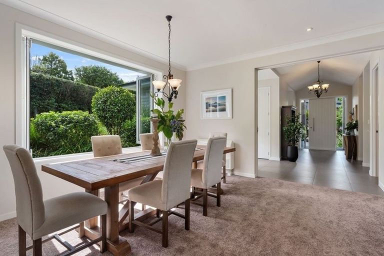 Photo of property in 59 Lonely Road, Fairview Heights, Auckland, 0632