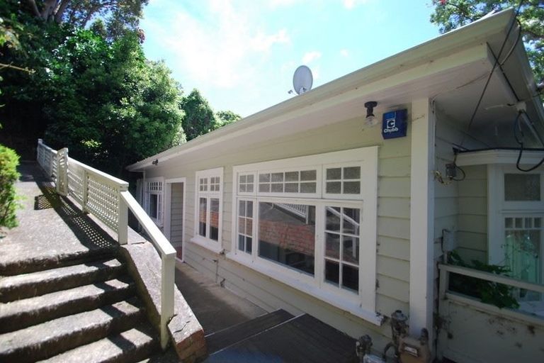 Photo of property in 28 Barnard Street, Wadestown, Wellington, 6012