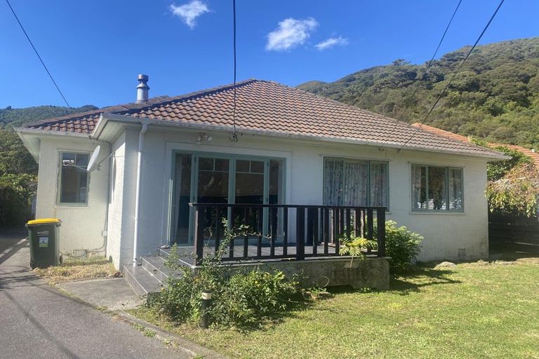 Photo of property in 9 Mawson Street, Waiwhetu, Lower Hutt, 5010