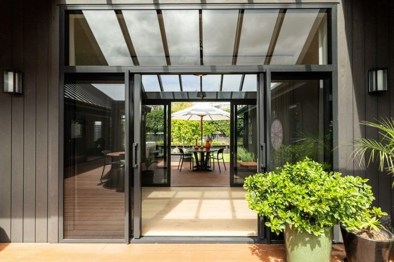 Photo of property in 58 Breadalbane Avenue, Havelock North, 4130