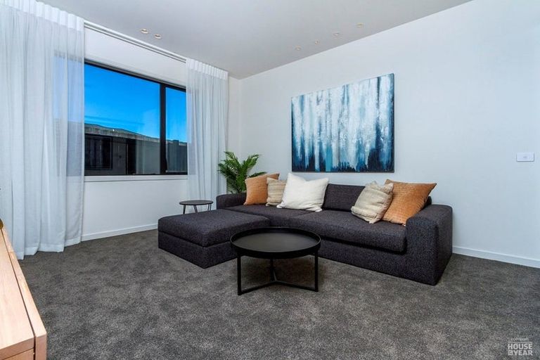 Photo of property in 5 Edward Abell Street, Wainui, 0932