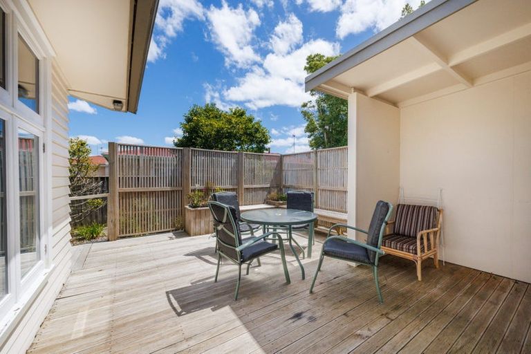Photo of property in 12 Ngaio Street, West End, Palmerston North, 4412