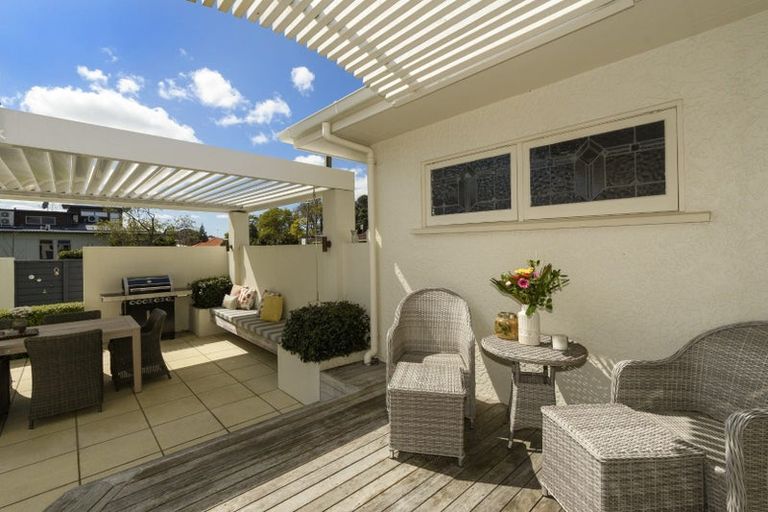 Photo of property in 130 Fourteenth Avenue, Tauranga South, Tauranga, 3112