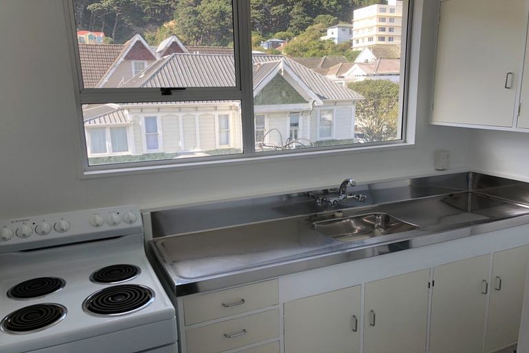 Photo of property in 67 Ellice Street, Mount Victoria, Wellington, 6011