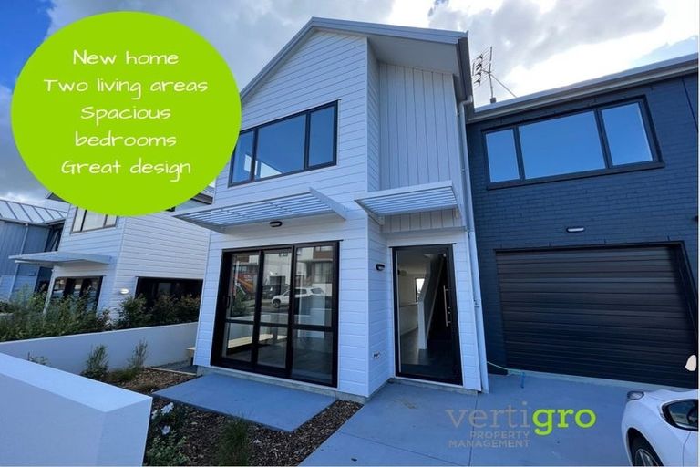 Photo of property in 17 Seafarer Crescent, Stanmore Bay, Whangaparaoa, 0932