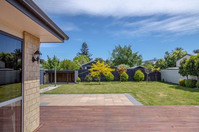 Photo of property in 12 Taylor Street, Carterton, 5713